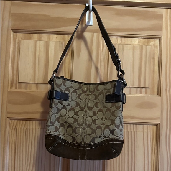 Coach Brown Signature Shoulder Bag - Picture 2 of 6